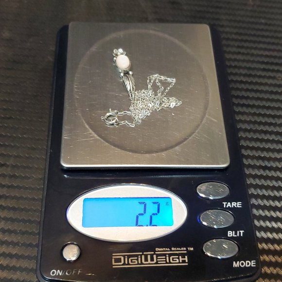 18 Inch 925 Sterling Silver Tarnished Light Shell Native Necklace - Picture 6 of 6